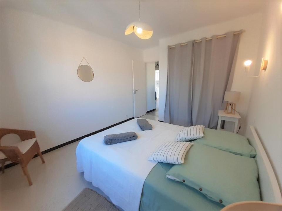 Beaux Appartements 3 Pieces Avec Espaces Exterieurs Et Parking - Proche Plage Hyeres Ngoại thất bức ảnh