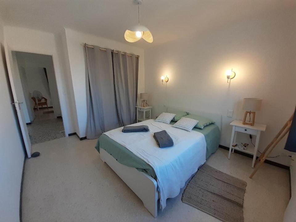 Beaux Appartements 3 Pieces Avec Espaces Exterieurs Et Parking - Proche Plage Hyeres Ngoại thất bức ảnh