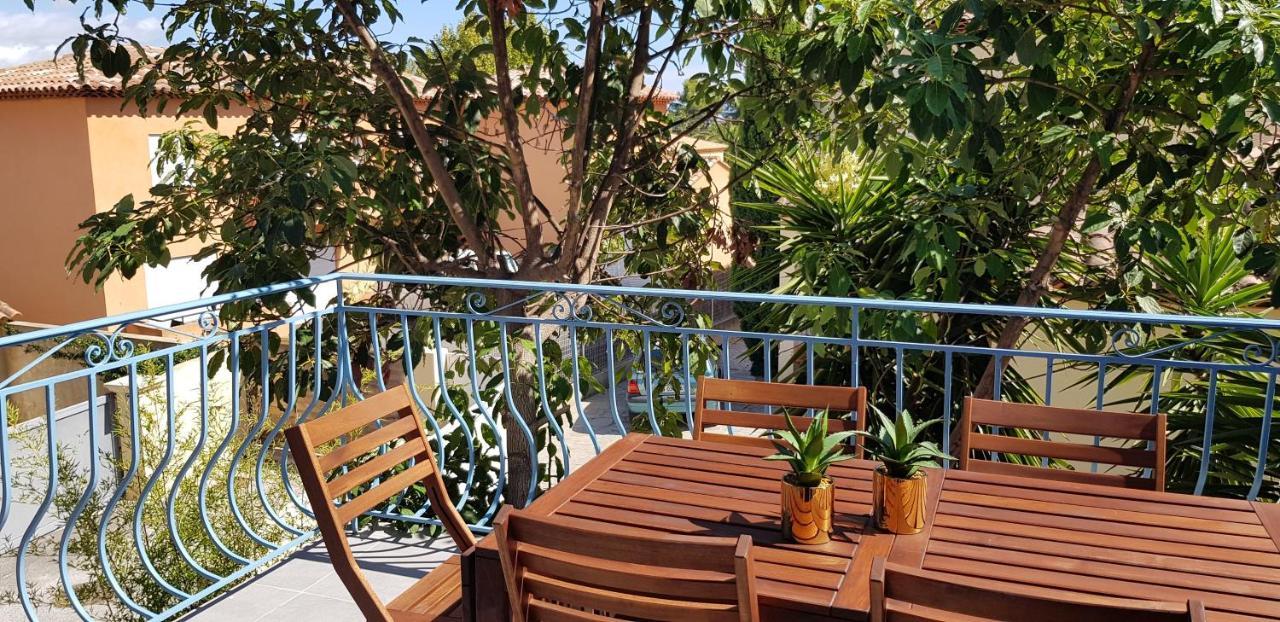 Beaux Appartements 3 Pieces Avec Espaces Exterieurs Et Parking - Proche Plage Hyeres Ngoại thất bức ảnh