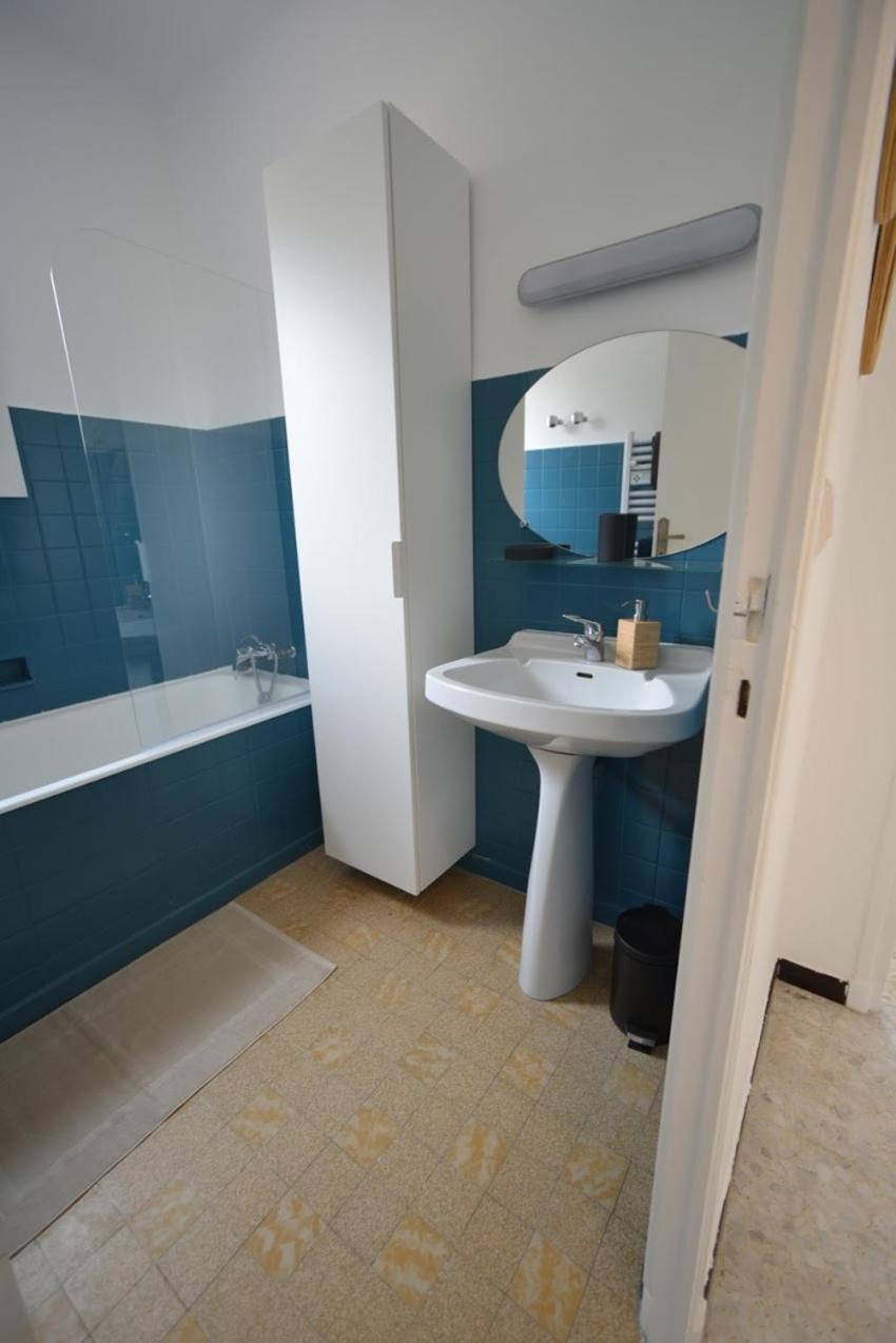Beaux Appartements 3 Pieces Avec Espaces Exterieurs Et Parking - Proche Plage Hyeres Ngoại thất bức ảnh