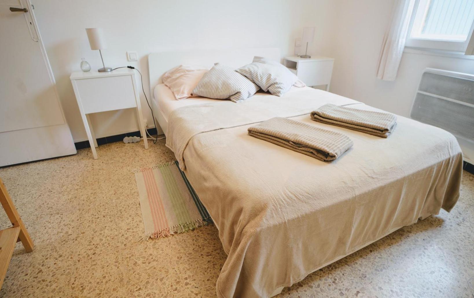 Beaux Appartements 3 Pieces Avec Espaces Exterieurs Et Parking - Proche Plage Hyeres Ngoại thất bức ảnh