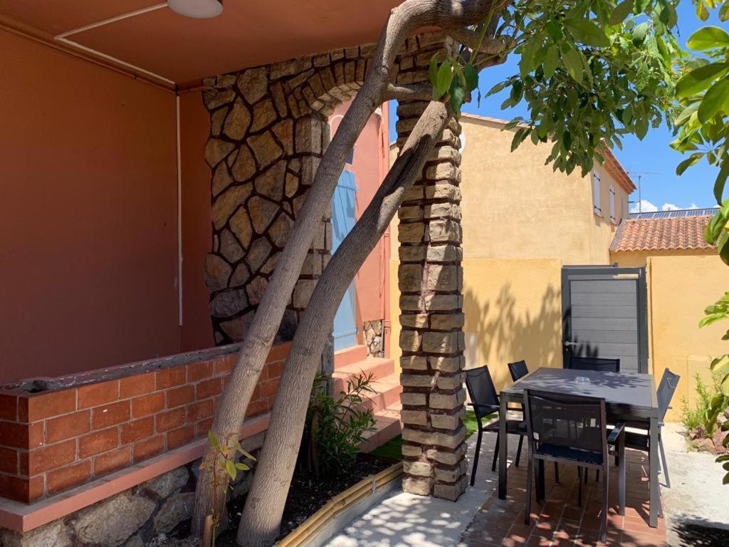 Beaux Appartements 3 Pieces Avec Espaces Exterieurs Et Parking - Proche Plage Hyeres Ngoại thất bức ảnh