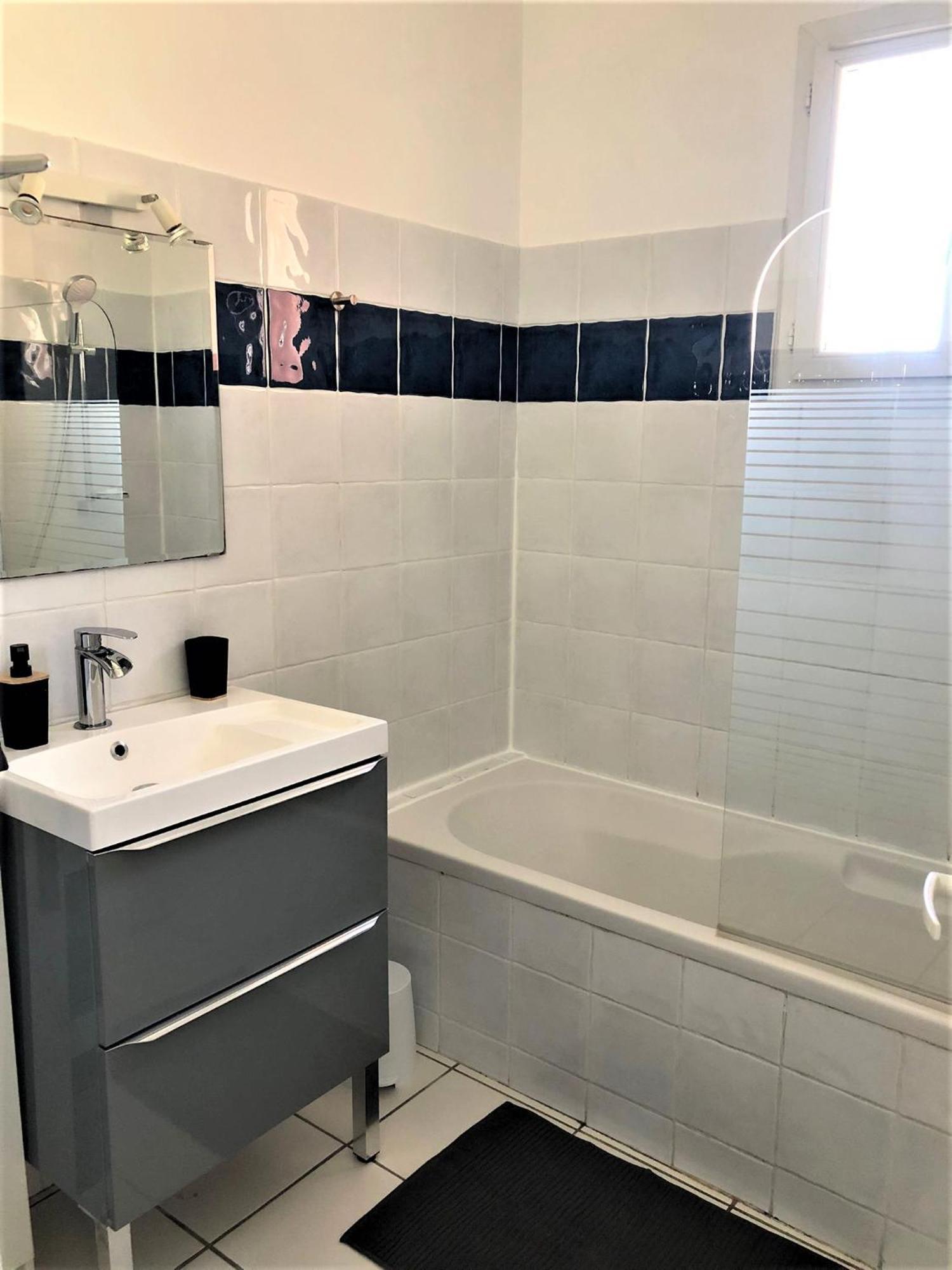 Beaux Appartements 3 Pieces Avec Espaces Exterieurs Et Parking - Proche Plage Hyeres Ngoại thất bức ảnh